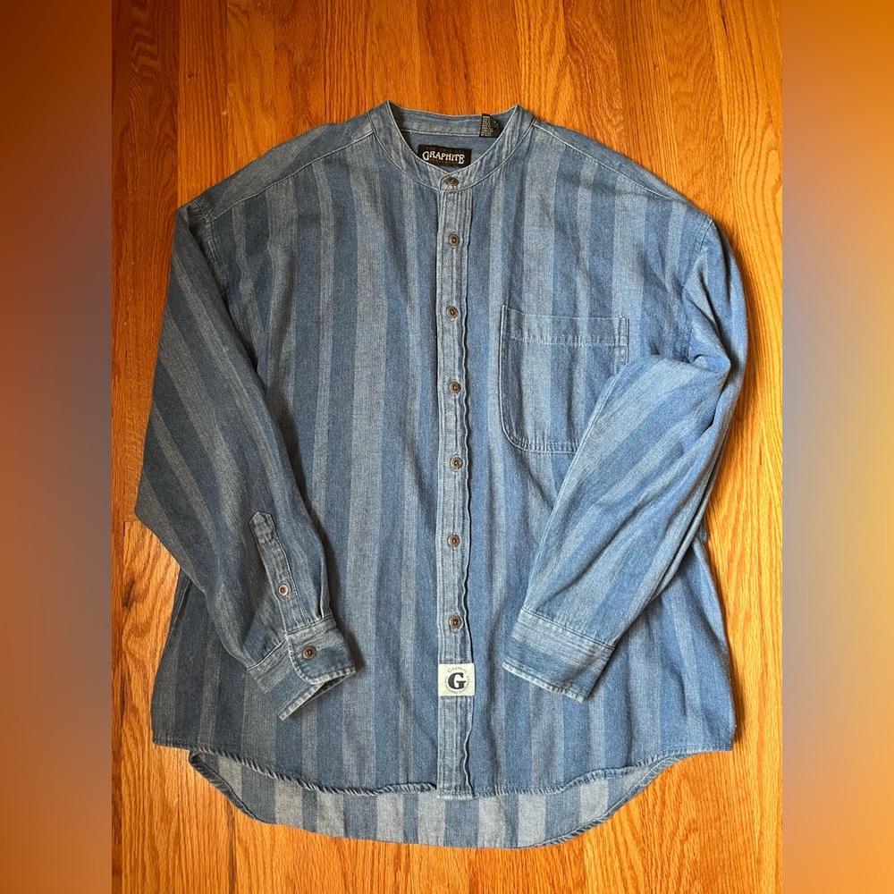 The original graphite jeanswear buttom up denim top women size large